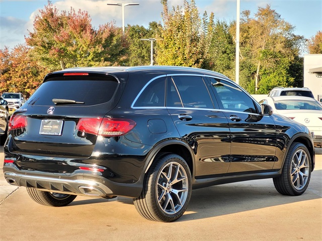 2021 Mercedes Benz GLC 300 photo 4