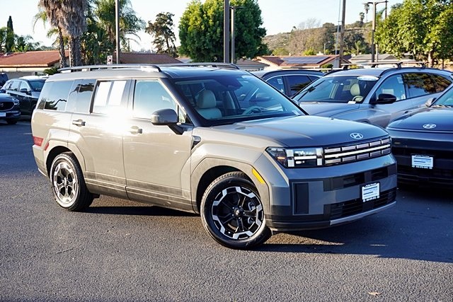 Used 2024 Gray Hyundai SEL image 2