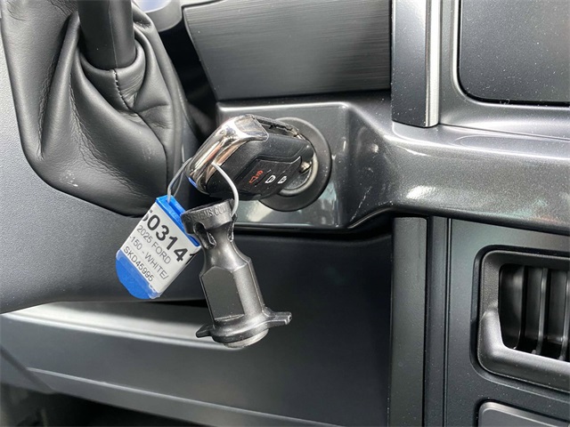 2025 Ford F-150 STX photo 13