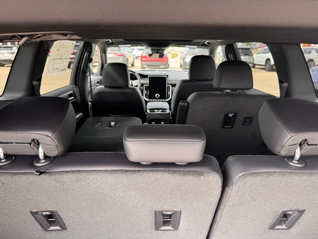 2026 Gmc Acadia Denali photo 7