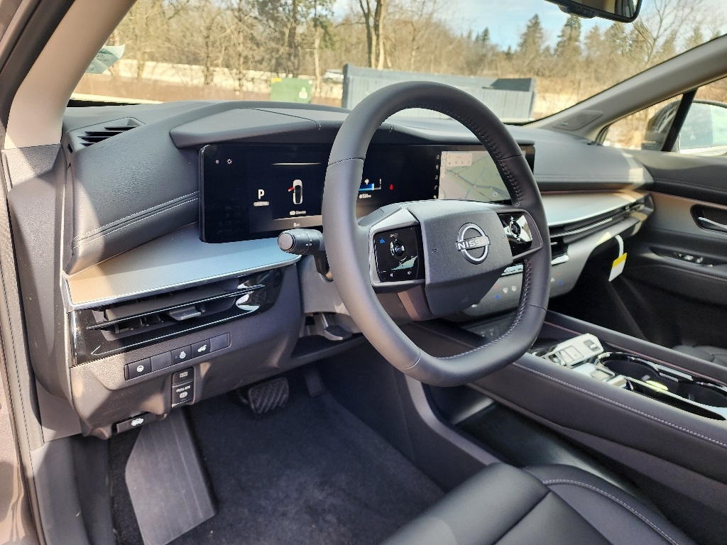 2025 Nissan Murano SL photo 7