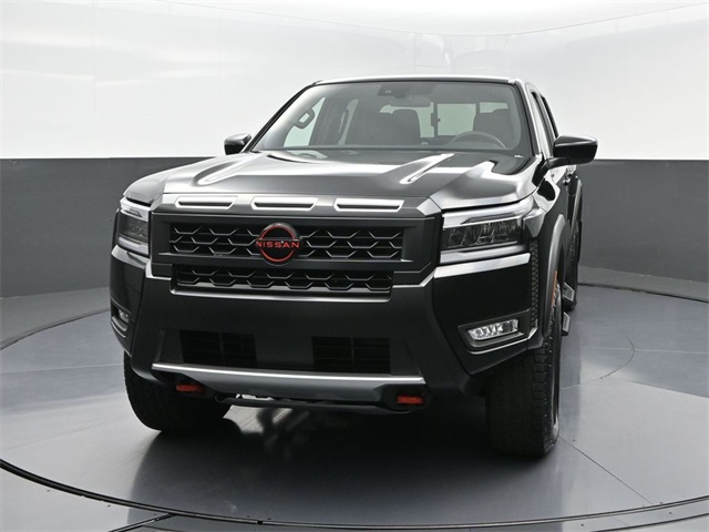 2025 Nissan Frontier PRO-4X photo 2