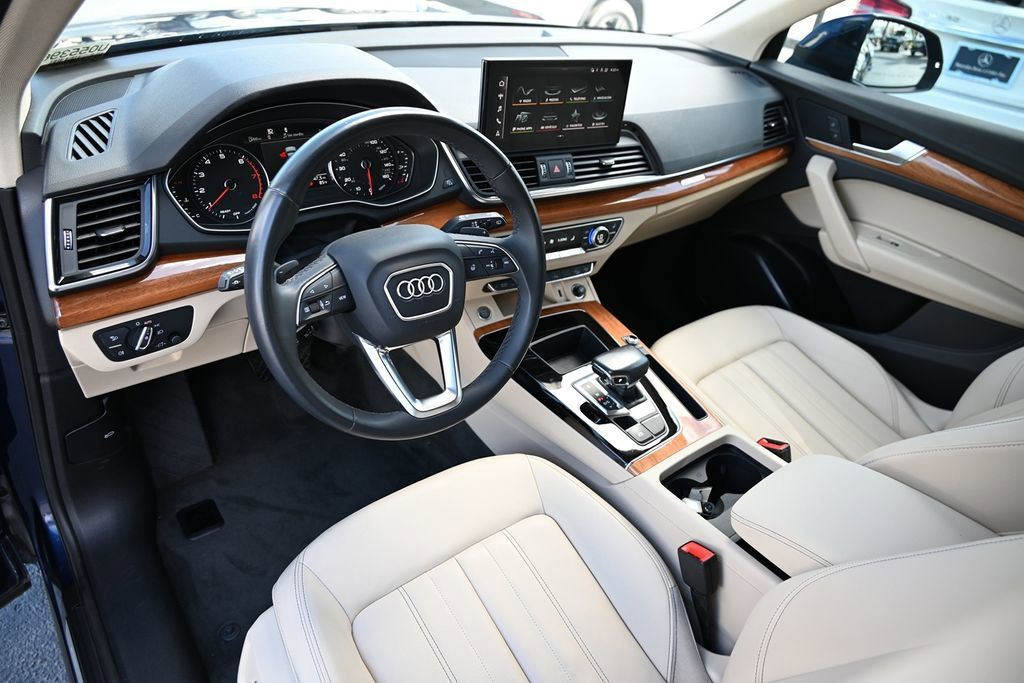 2023 Audi Q5 45 S line Premium photo 19