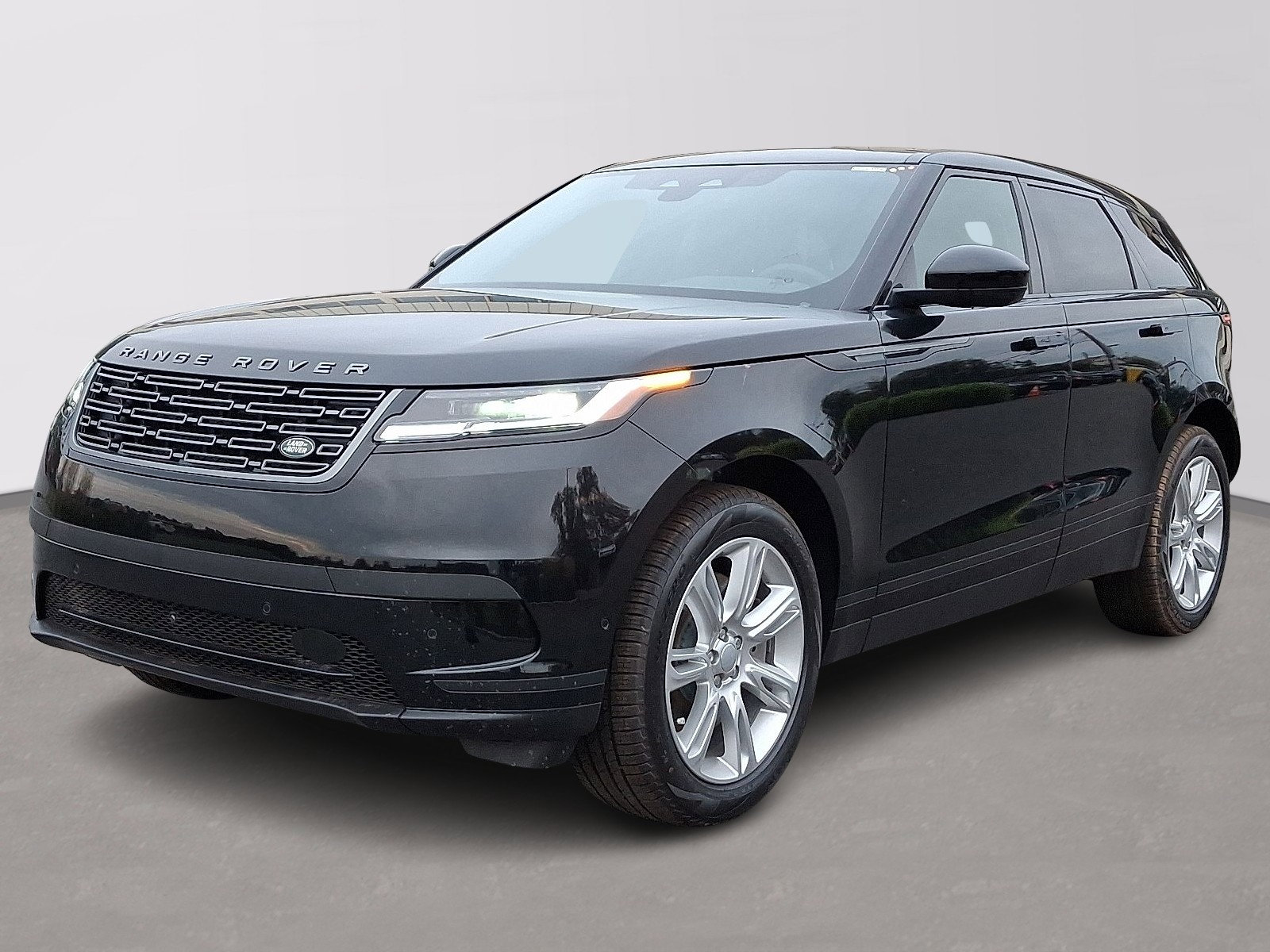 2026 Land Rover Range Rover Velar