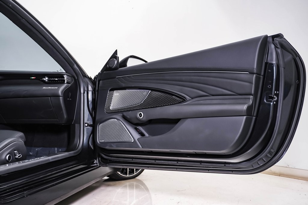 2024 Maserati Granturismo Modena photo 15