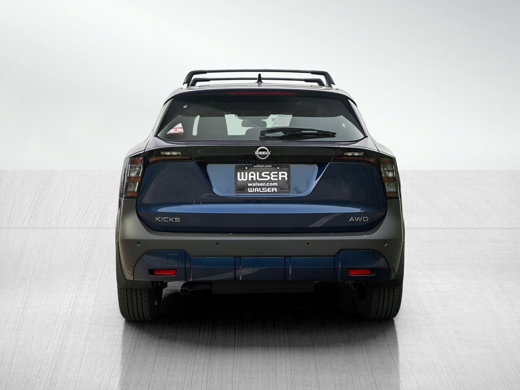 2026 Nissan Kicks SV photo 2