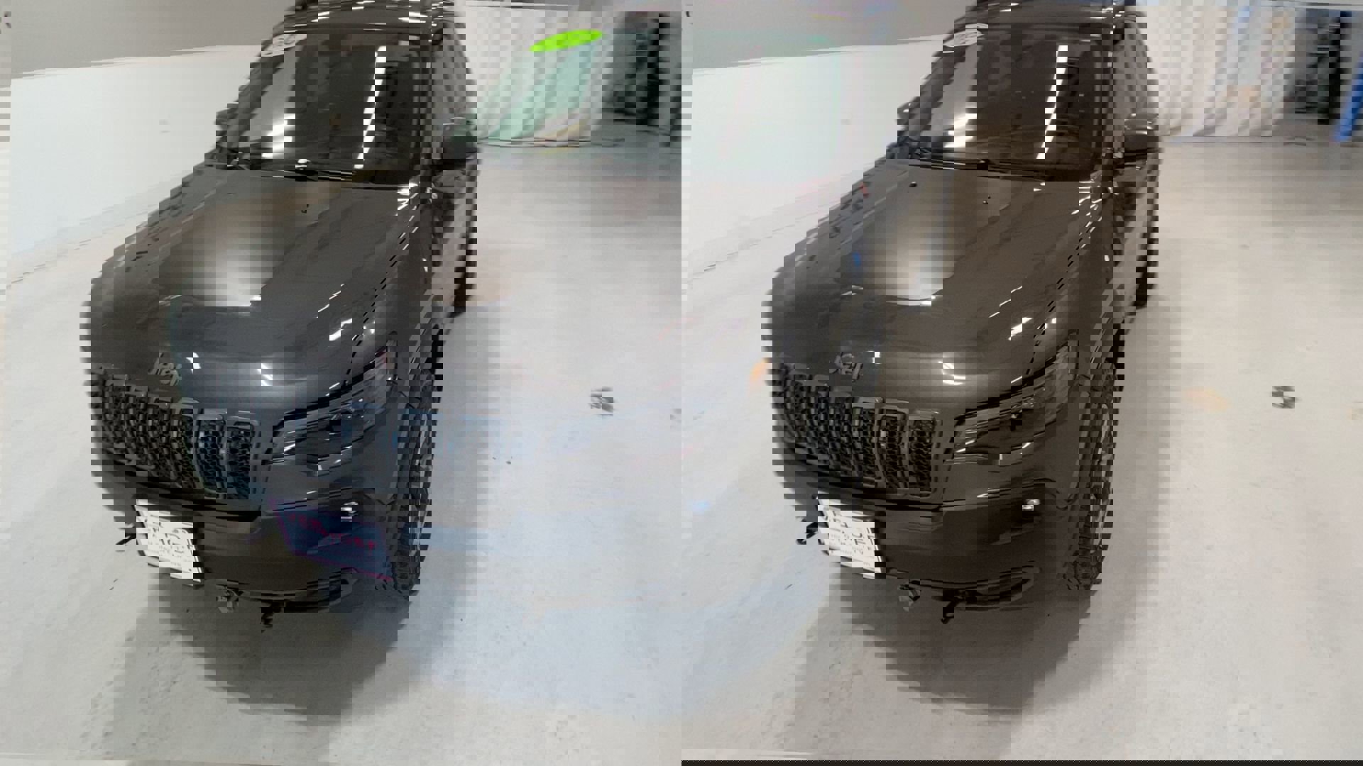 2019 Jeep Cherokee Trailhawk photo 3