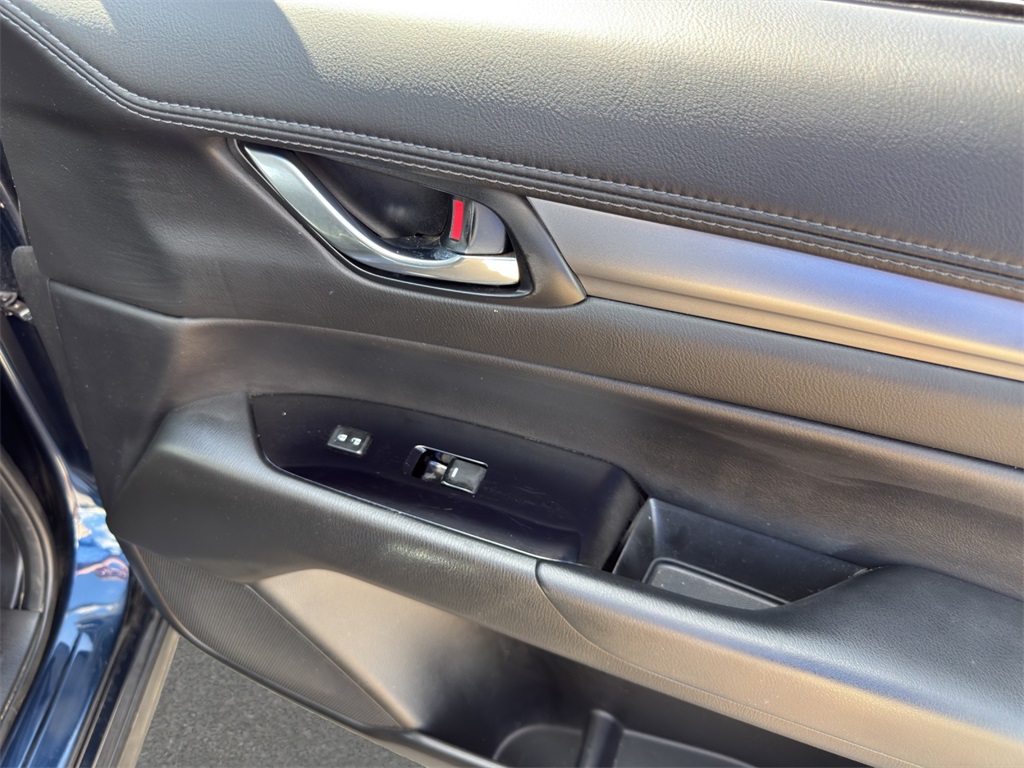 2020 Mazda CX-5 Touring photo 17