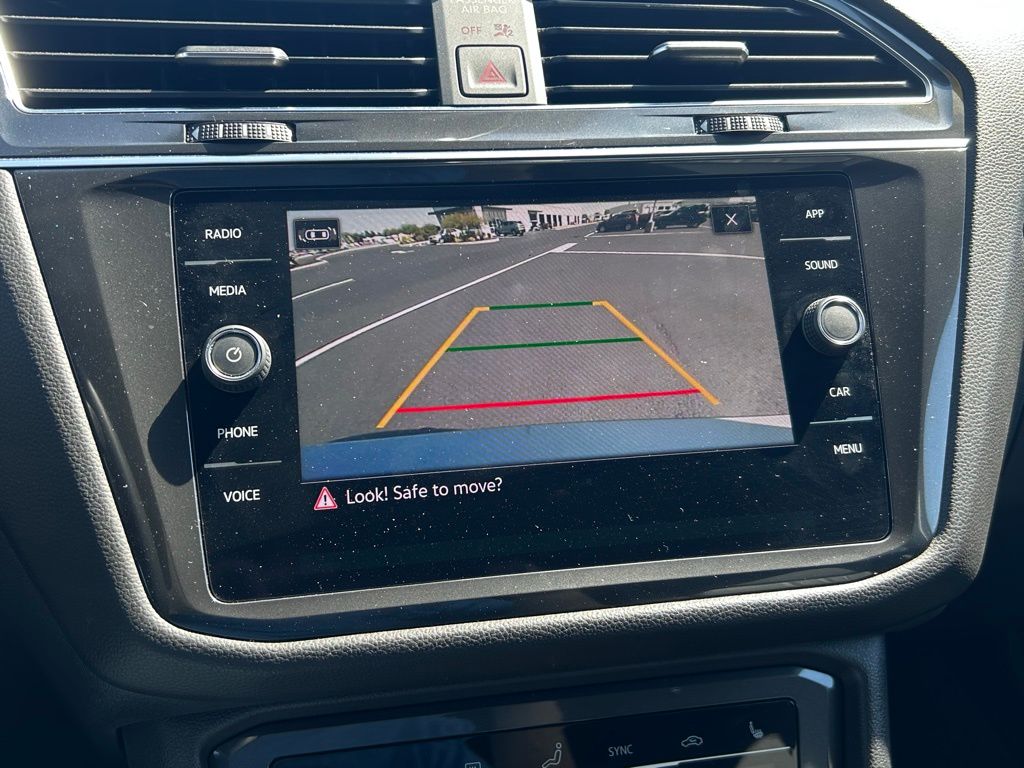 2023 Volkswagen Tiguan SE photo 12