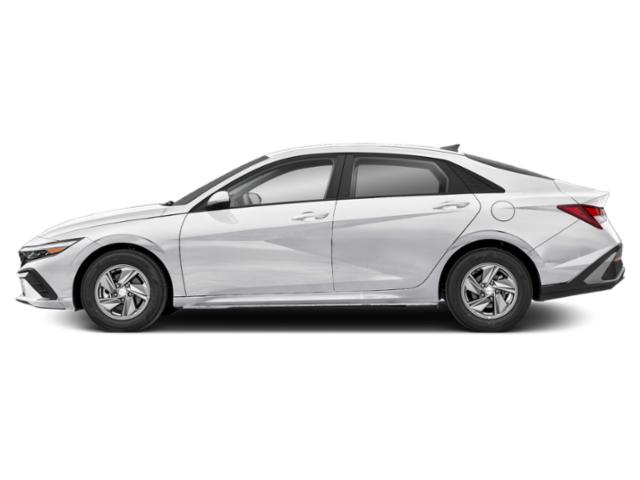2025 Hyundai Elantra SE photo 3