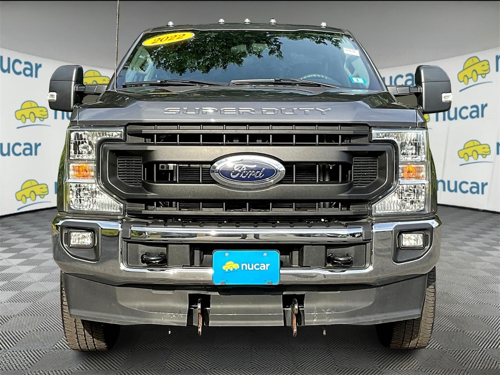 2022 Ford F-350 XL photo 2
