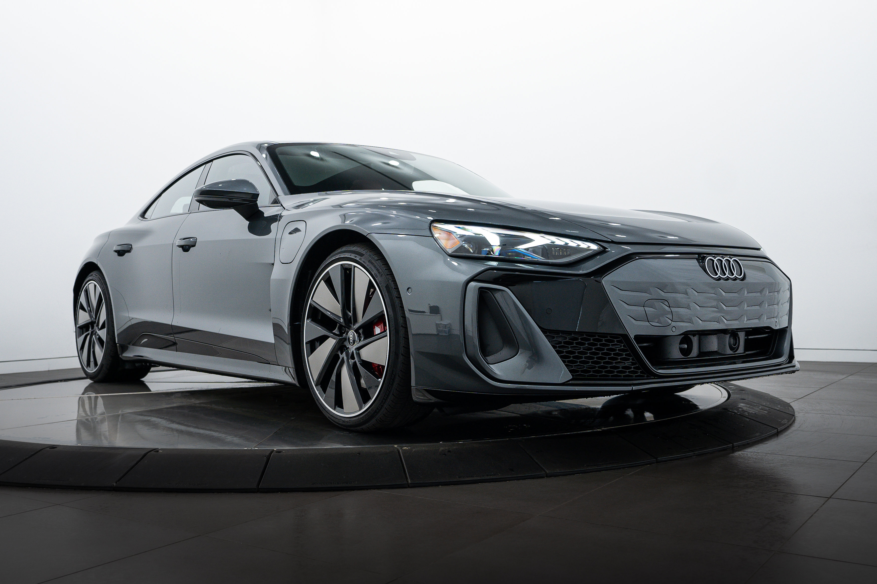 New 2025 Daytona Gray Audi Prestige image 1