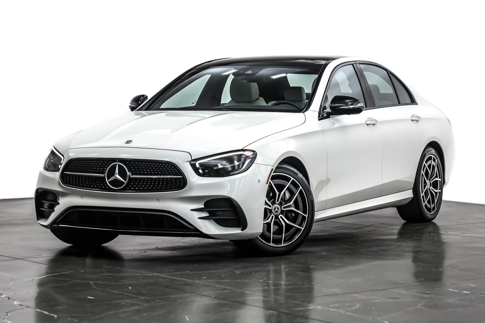 2022 Mercedes-Benz E-Class E450's photo