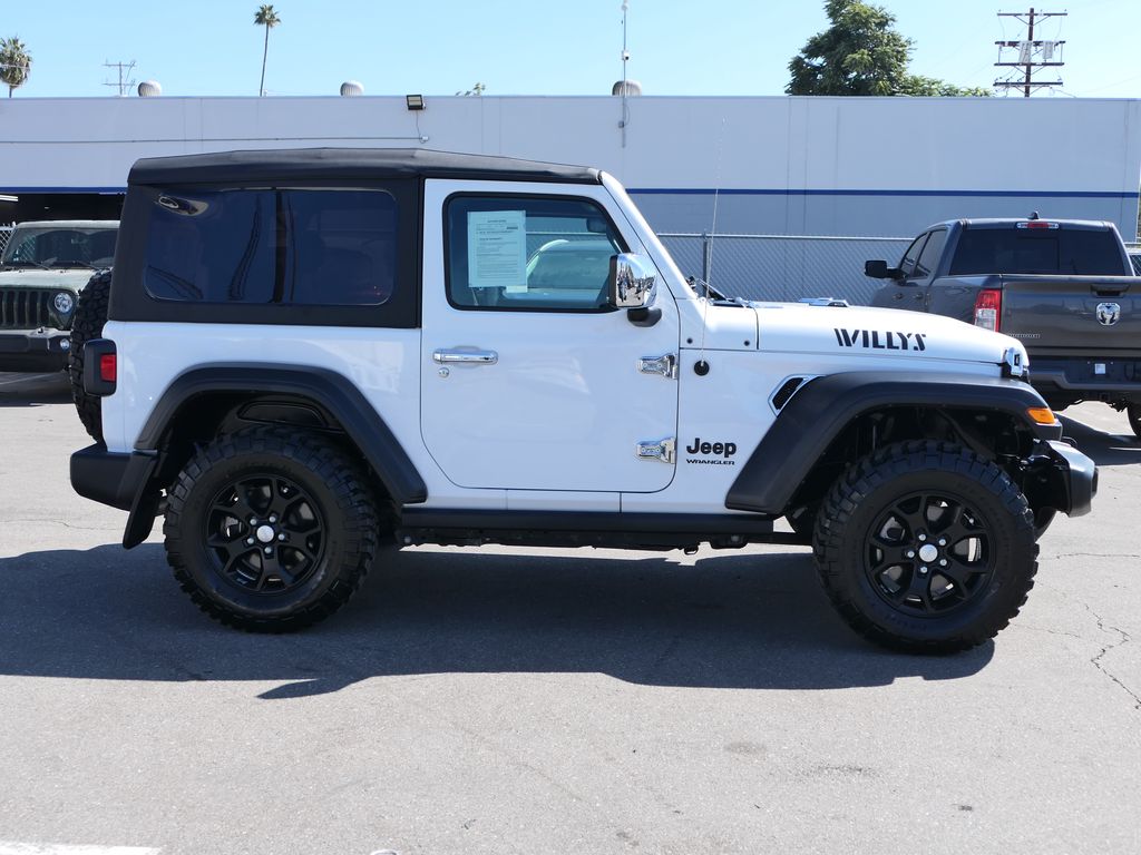 2022 Jeep Wrangler Willys Sport photo 2