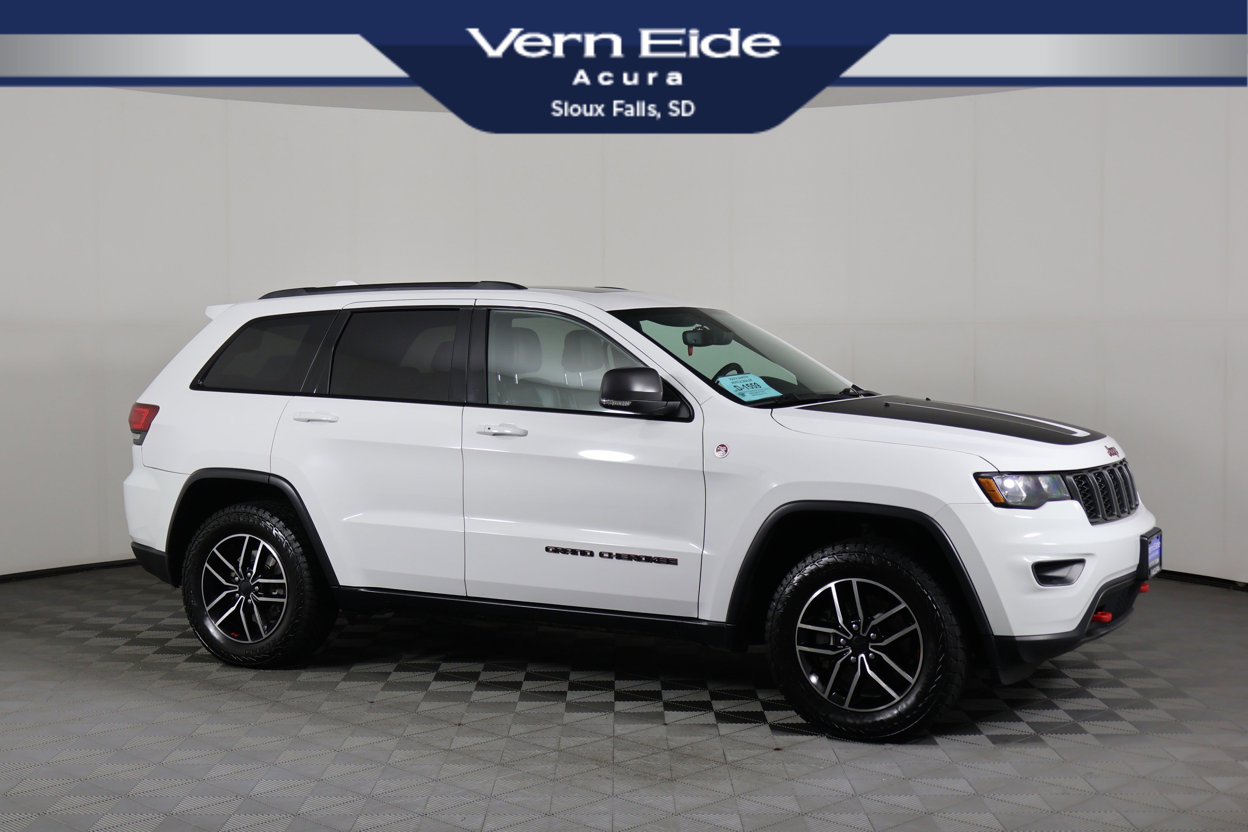 2020 Jeep Grand Cherokee Trailhawk