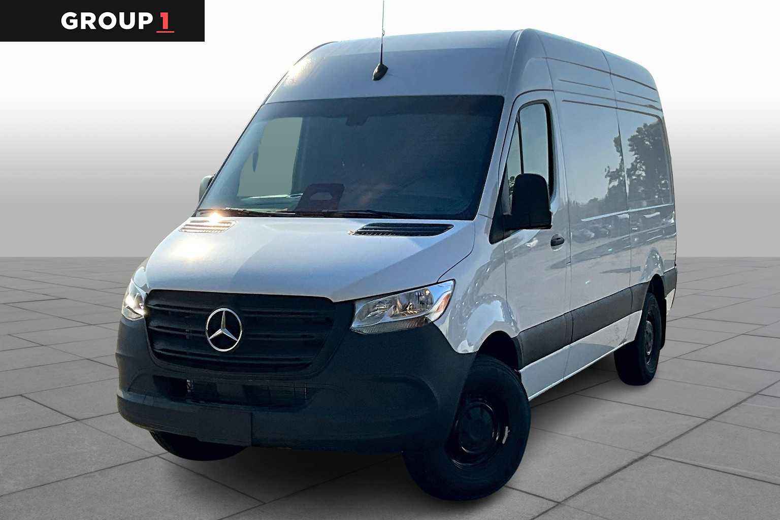 2025 Mercedes-Benz Sprinter Cargo Van Base's photo