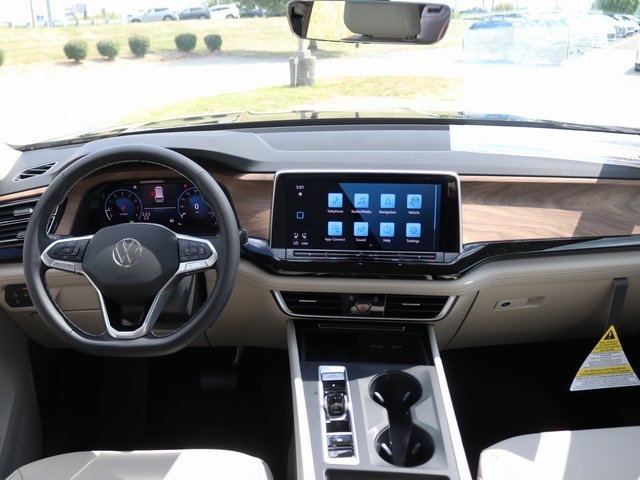 2026 Volkswagen Atlas SE photo 4
