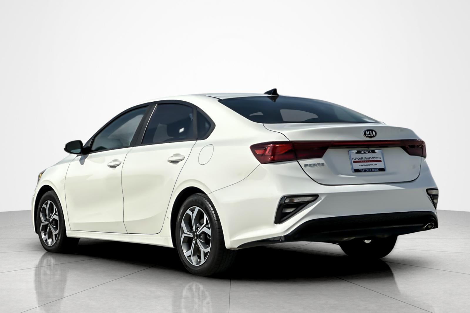 2019 Kia Forte LXS photo 3