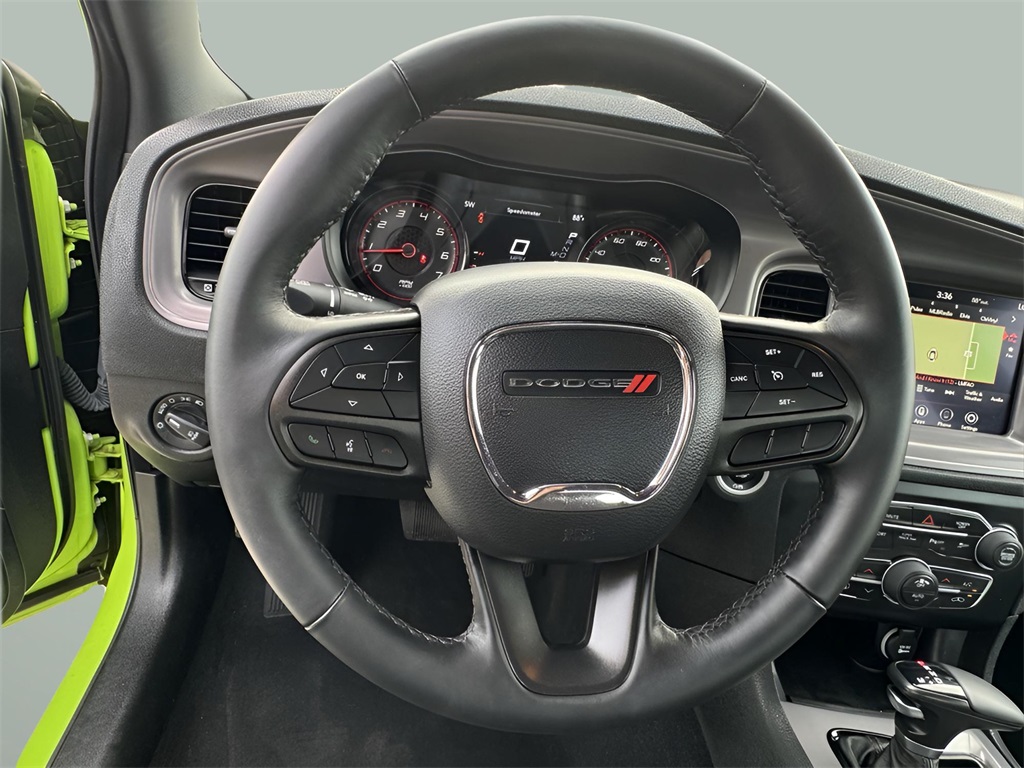 2023 Dodge Charger SXT photo 9