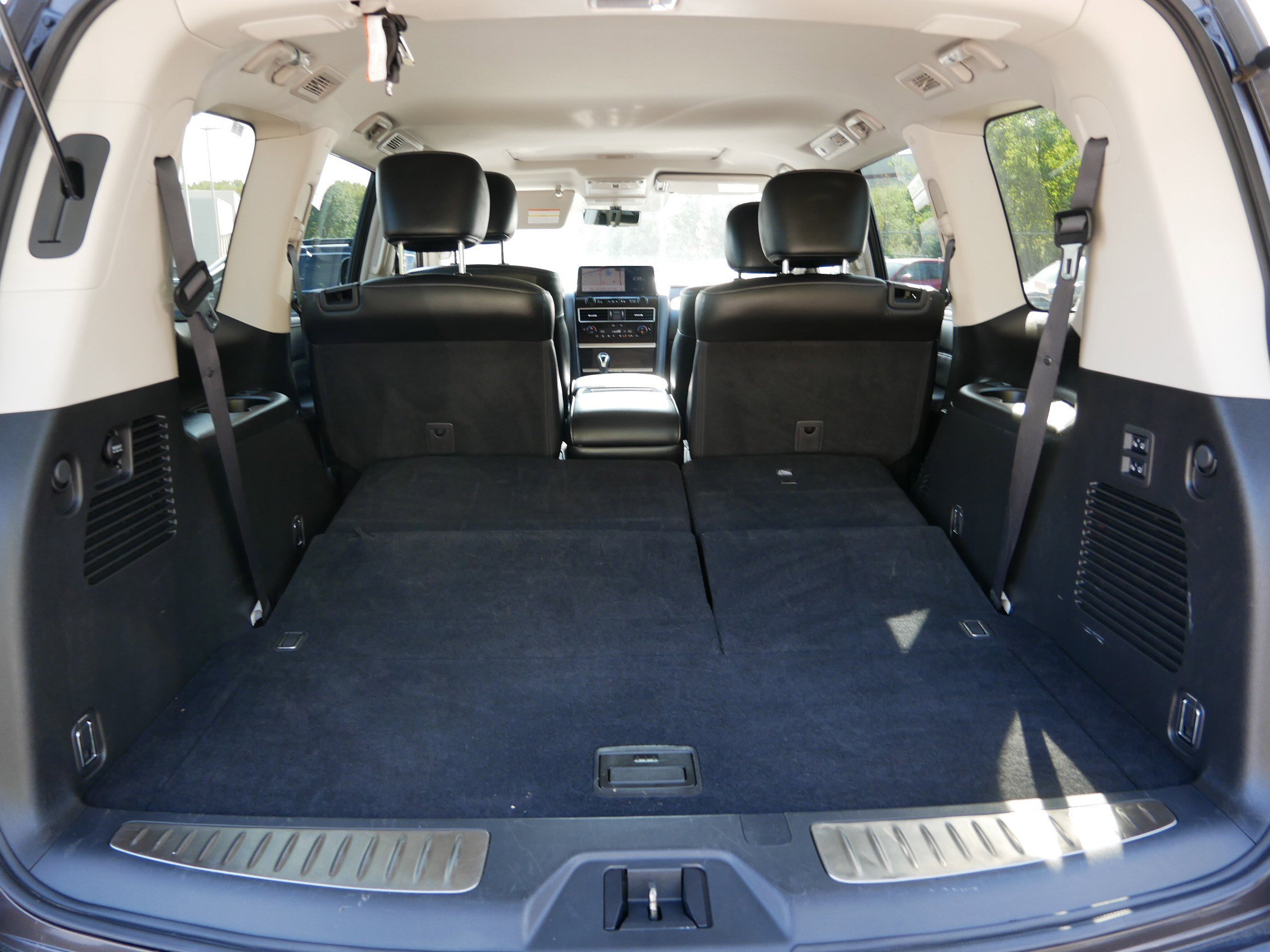 2024 Infiniti QX80 Luxe photo 18