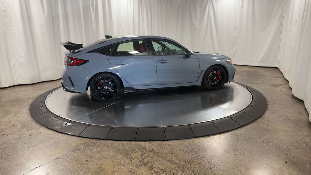 2023 Honda Civic Type R photo 2