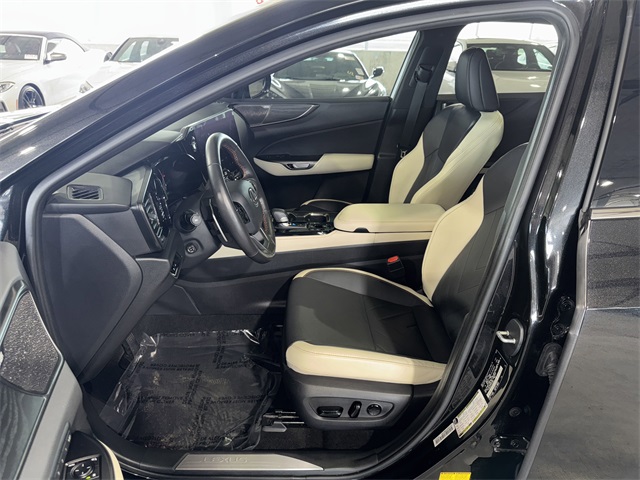 2023 Lexus NX 350h Luxury photo 18