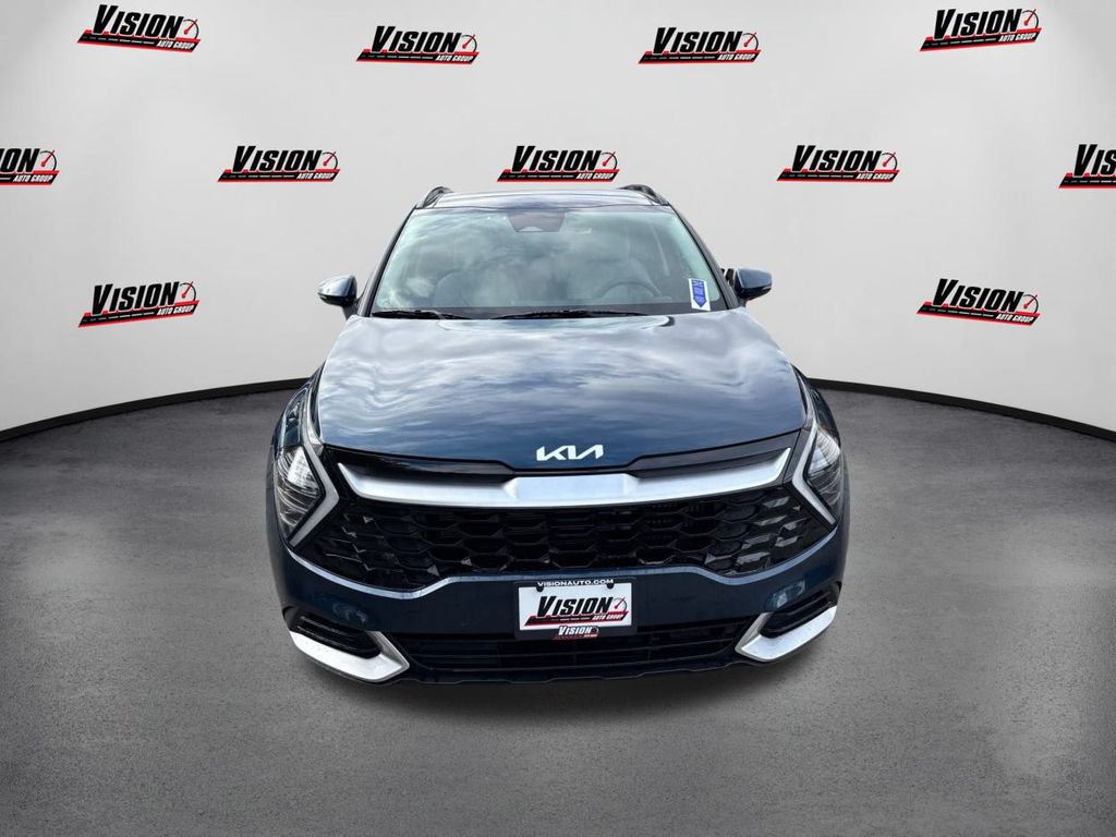 2025 Kia Sportage Hybrid EX photo 2