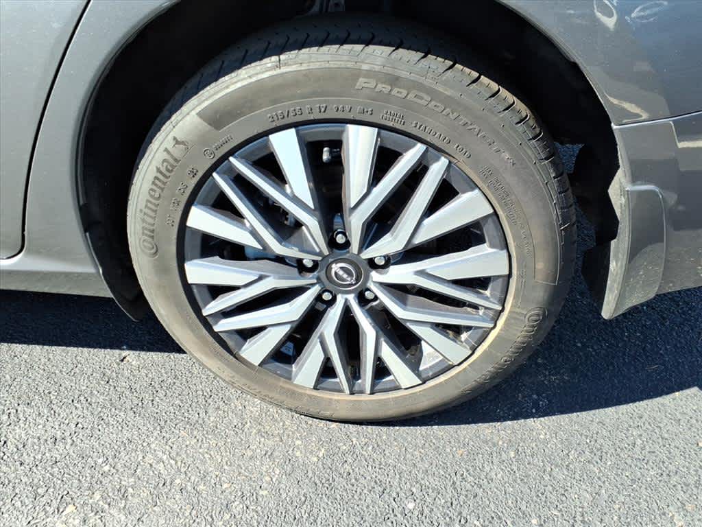 2023 Nissan Altima 2.5 SV photo 9