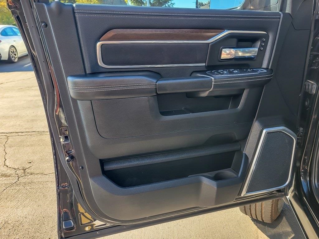 2022 RAM 2500 - Image 16