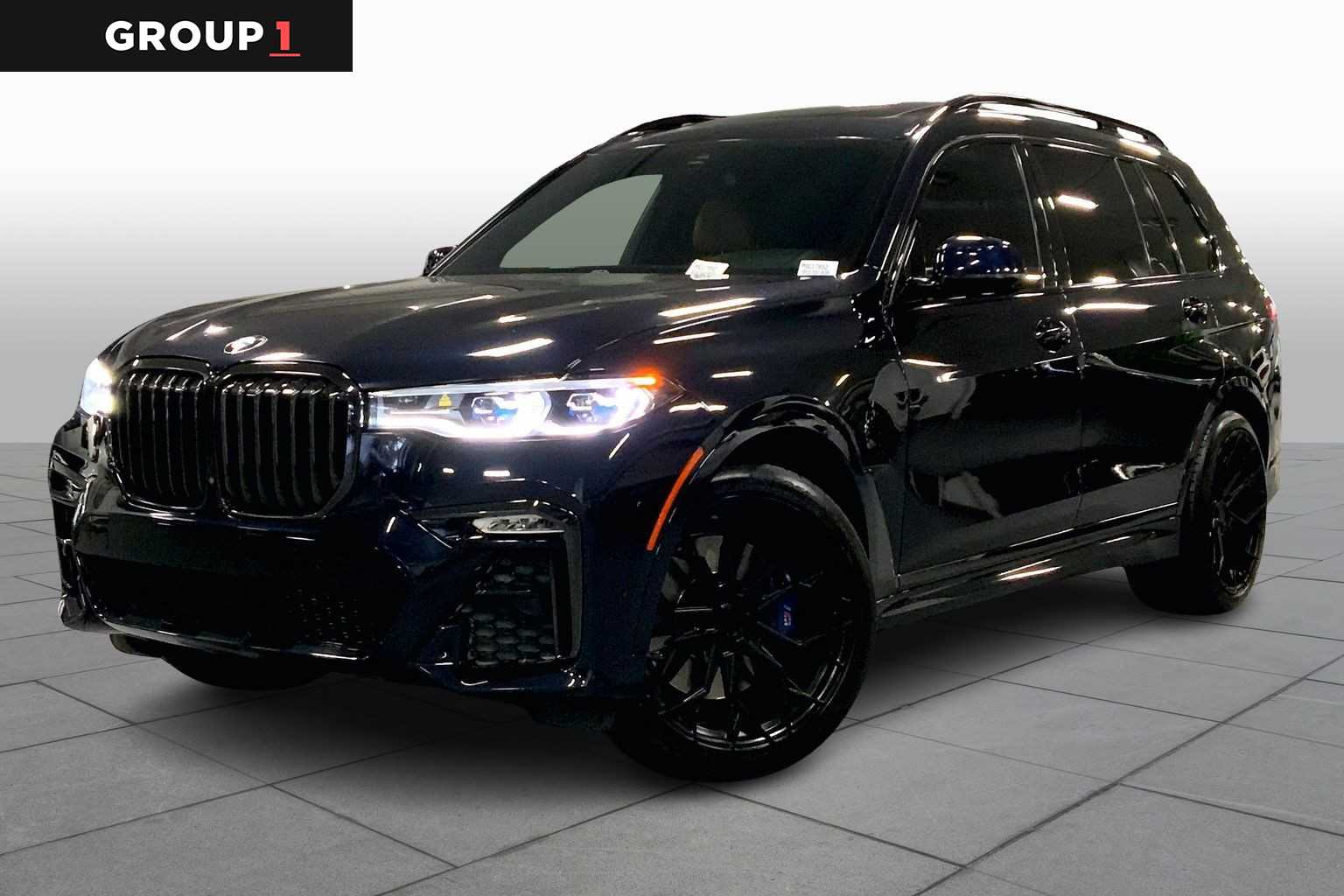 2021 BMW X7 M50i's photo