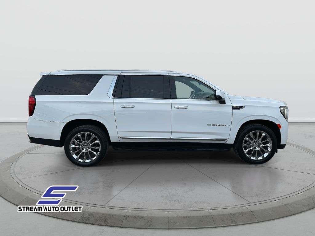 2022 Gmc Yukon XL Denali photo 4
