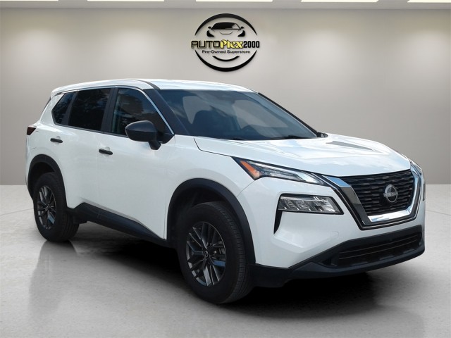 Pre-Owned 2023 Nissan Rogue S
