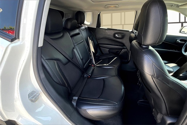2020 Jeep Compass Latitude photo 27