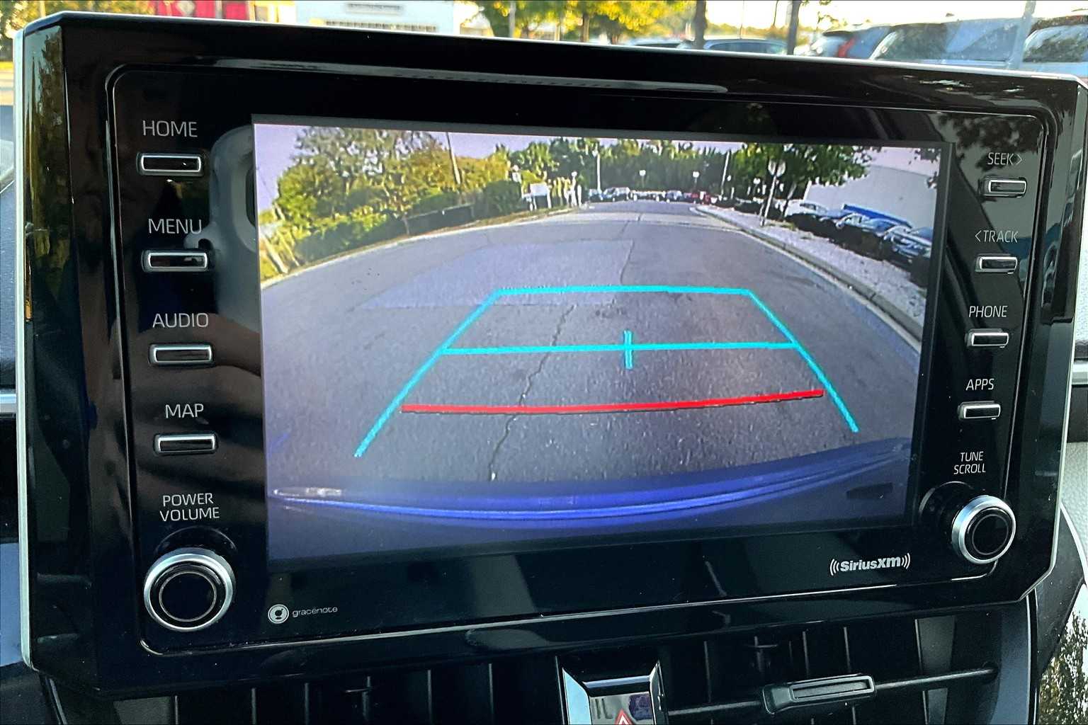 2021 Toyota Corolla LE photo 25