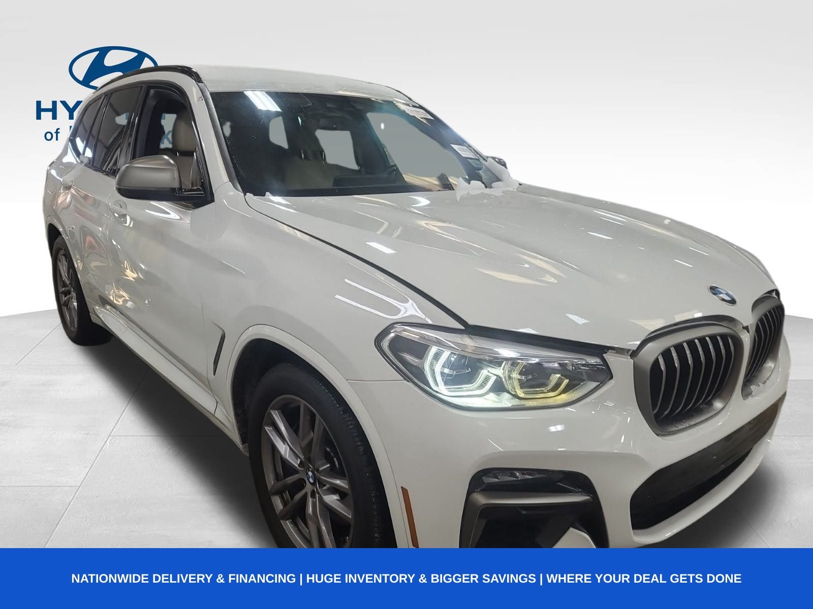 2021 BMW X3 40i's photo