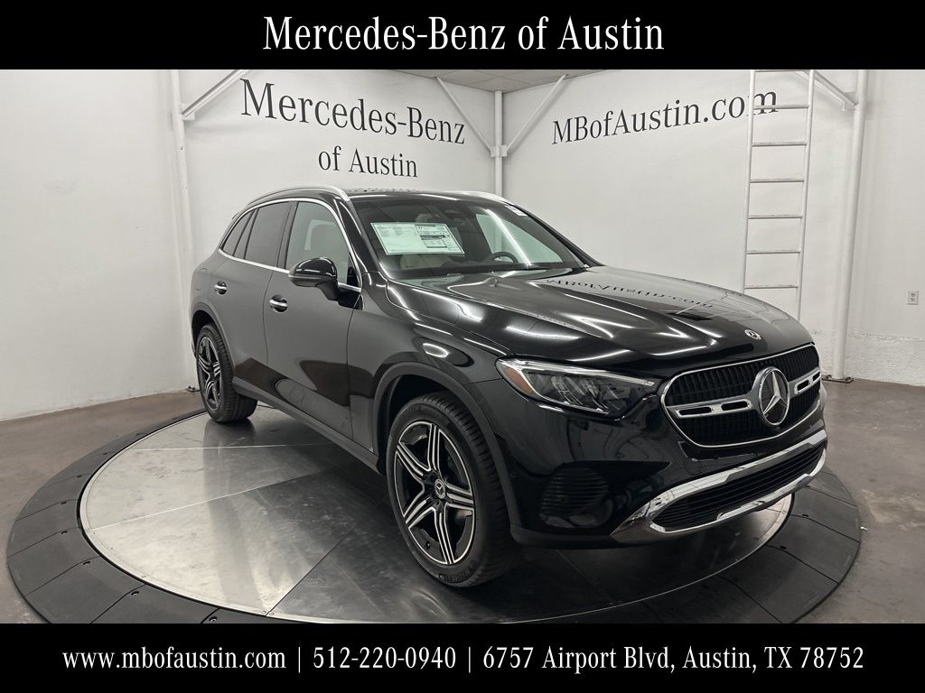 2026 Mercedes-Benz GLC Base's photo