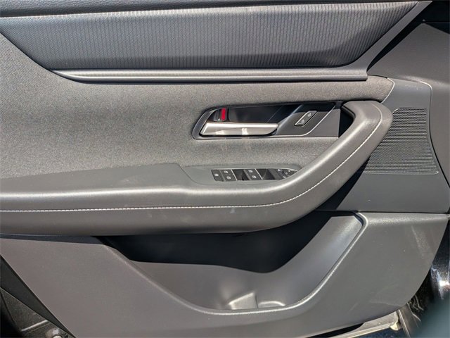 2025 Mazda CX-90 Select photo 10