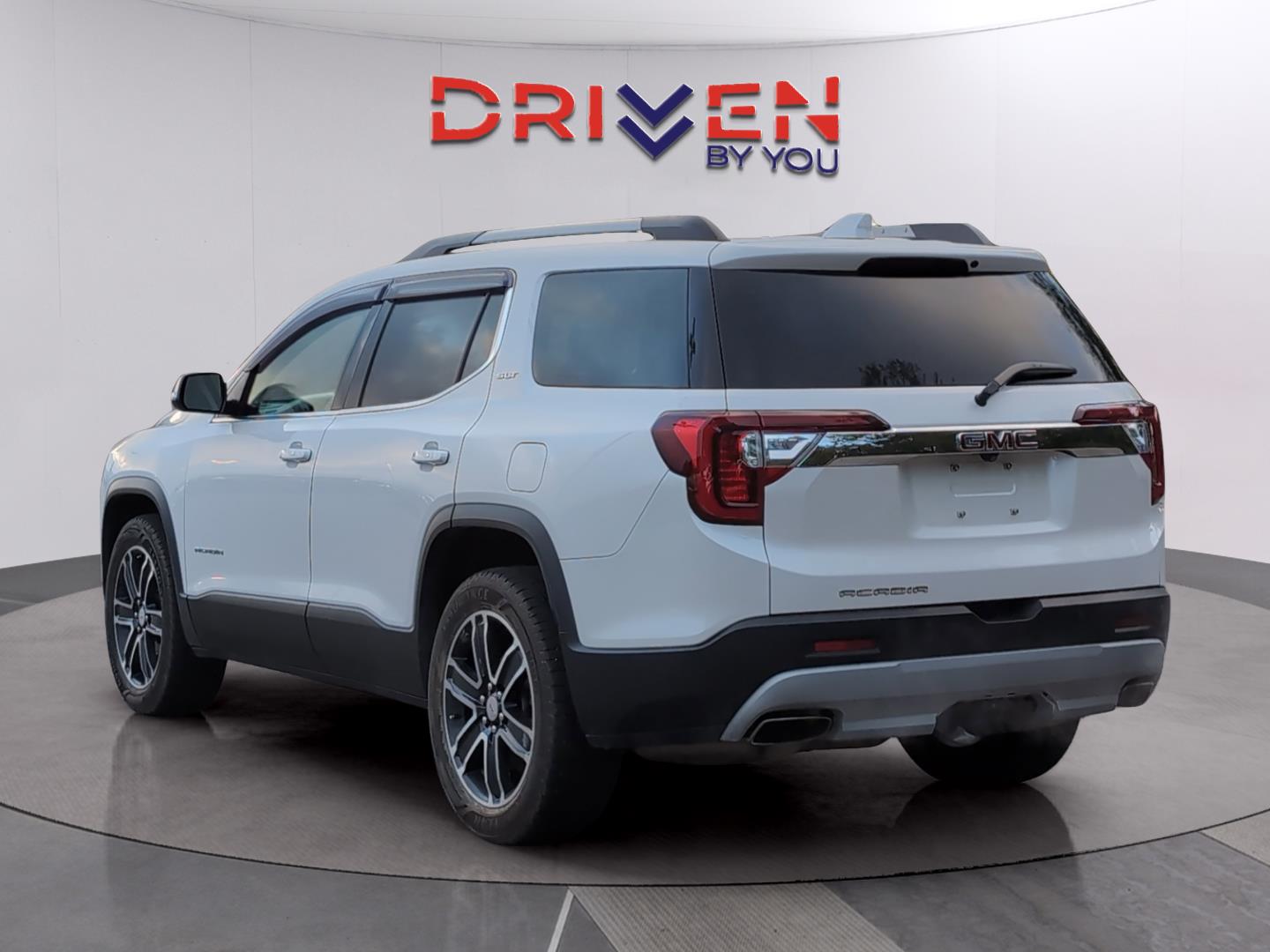 2022 Gmc Acadia SLT photo 2