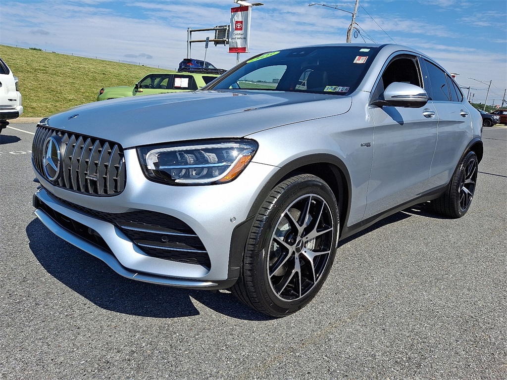2023 Mercedes Benz GLC 43 AMG 4MATIC photo 4
