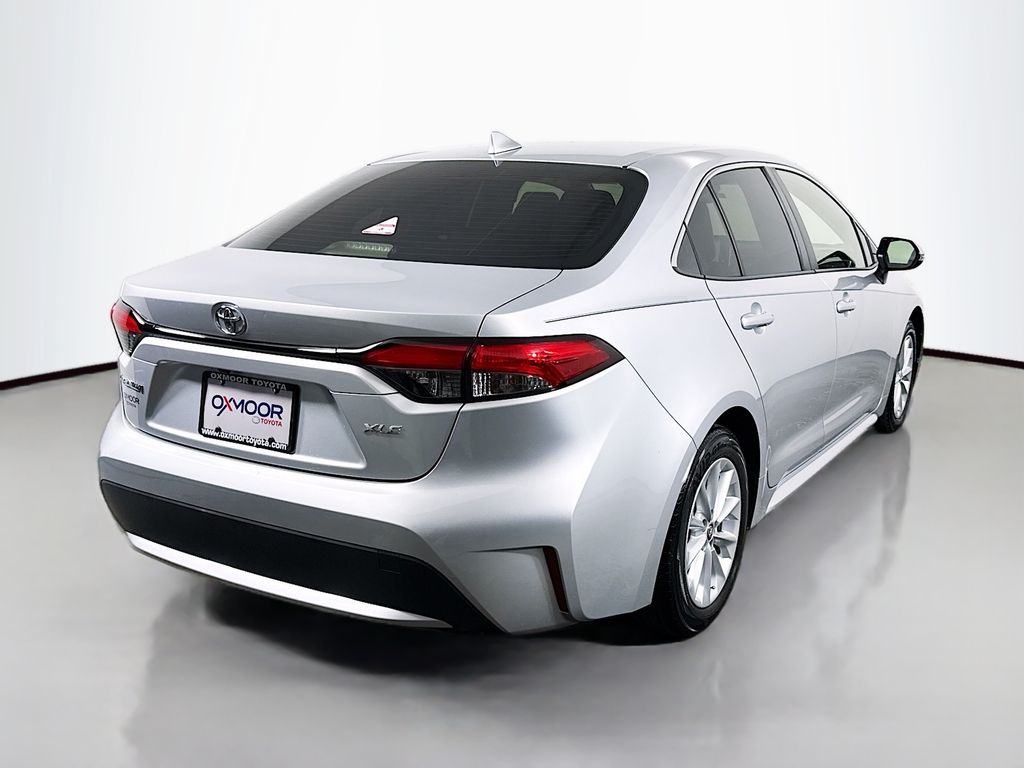 2022 Toyota Corolla XLE photo 7