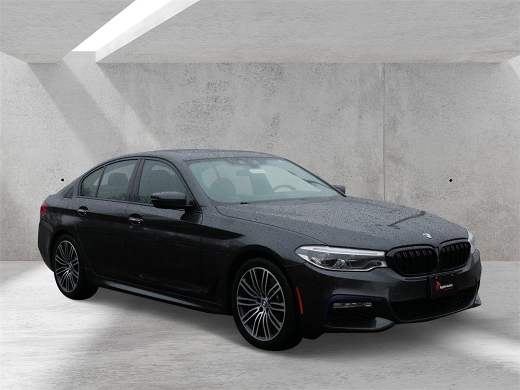 2018 BMW 5 Series 540i's photo