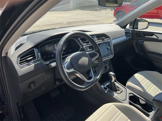 2024 Volkswagen Tiguan S photo 2