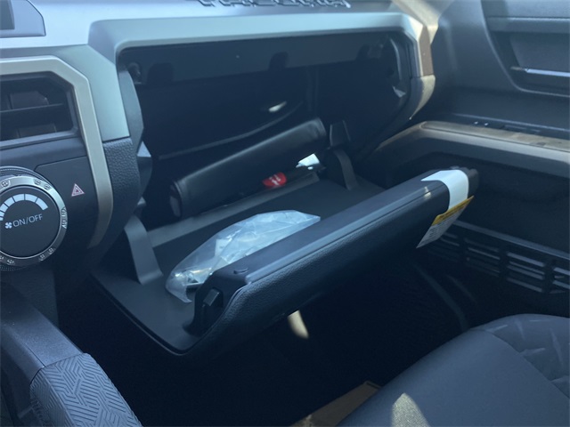 2025 Toyota Tacoma SR5 4x4 Double Cab photo 26
