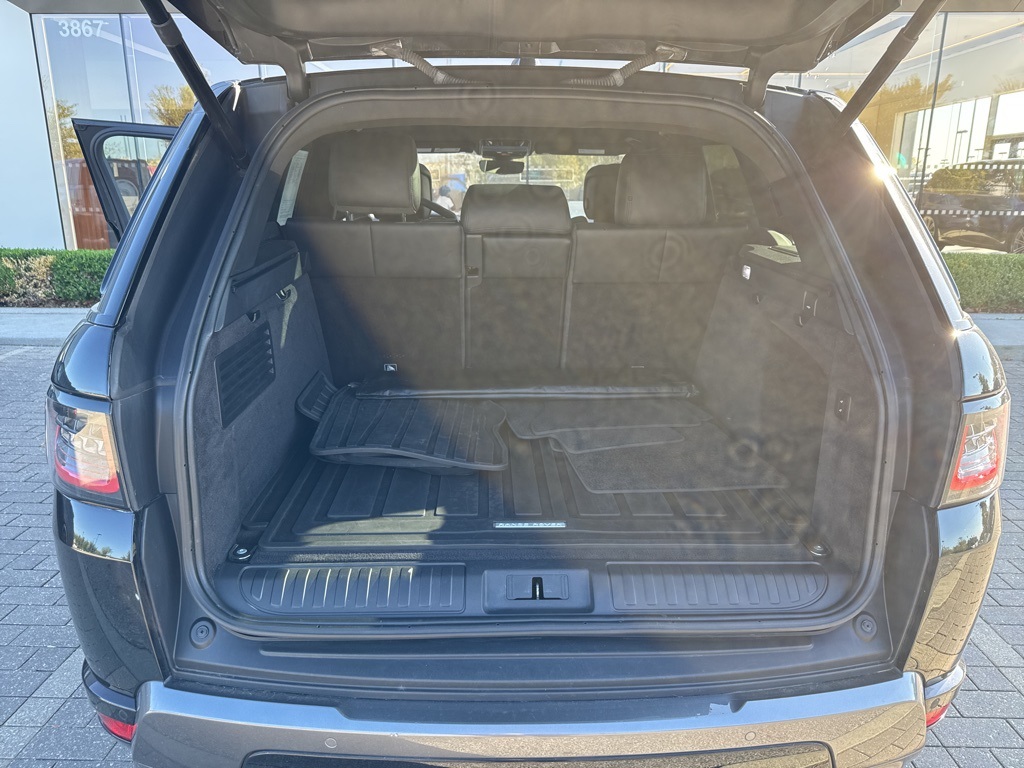 2021 Land Rover Range Rover Sport HSE Silver Edition photo 18