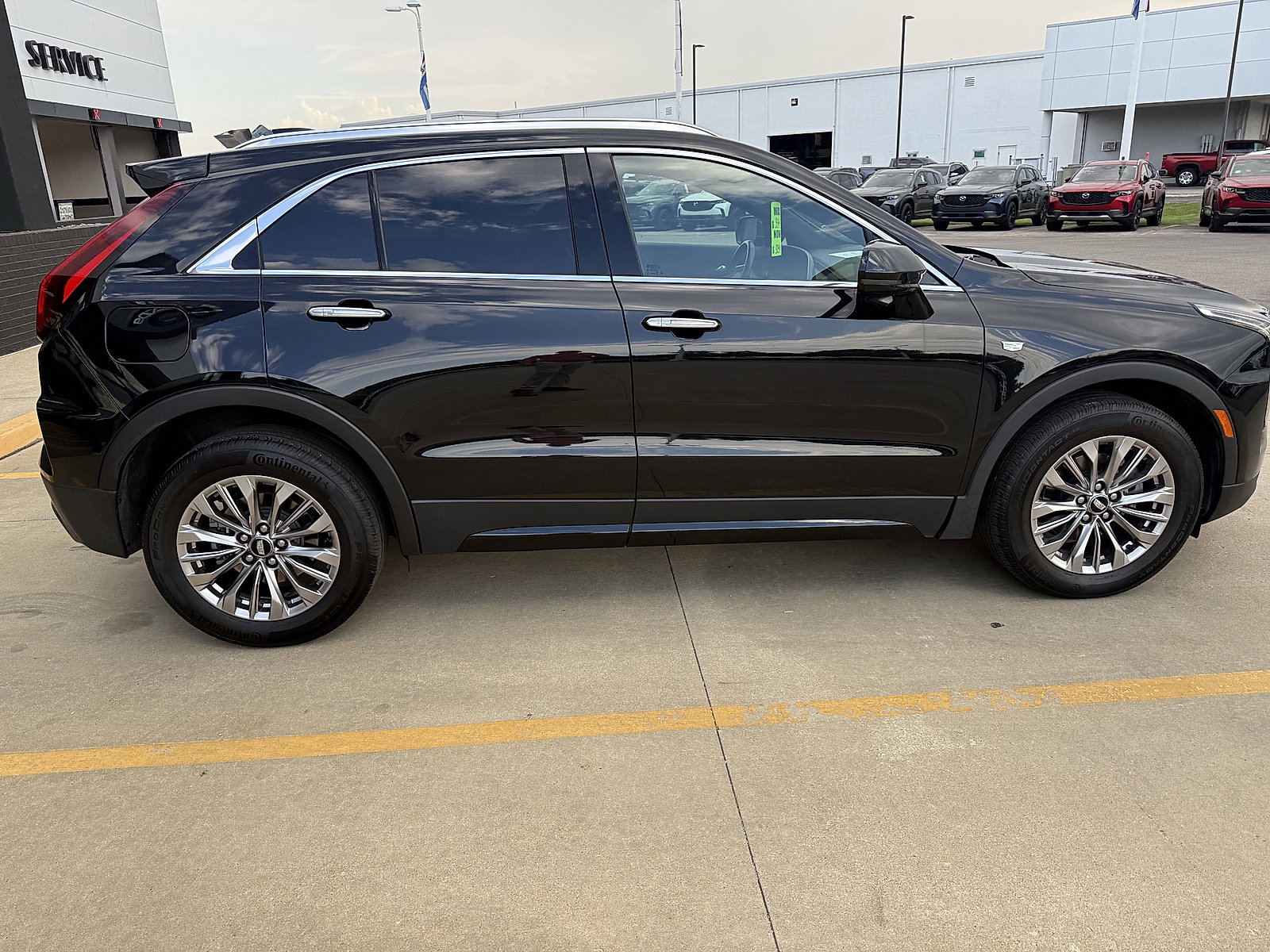 2024 Cadillac XT4 Premium Luxury photo 7