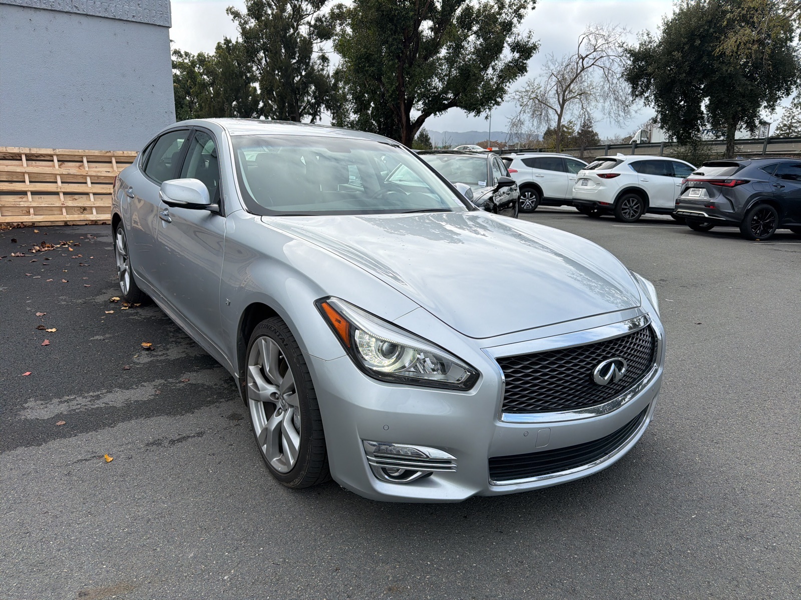 2017 INFINITI Q70L 3.7's photo