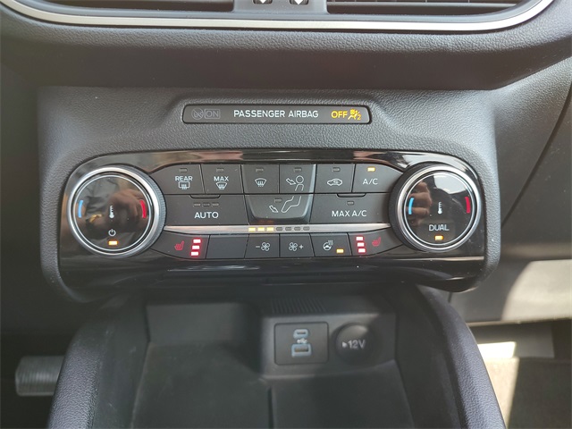 2022 Ford Escape SEL photo 22