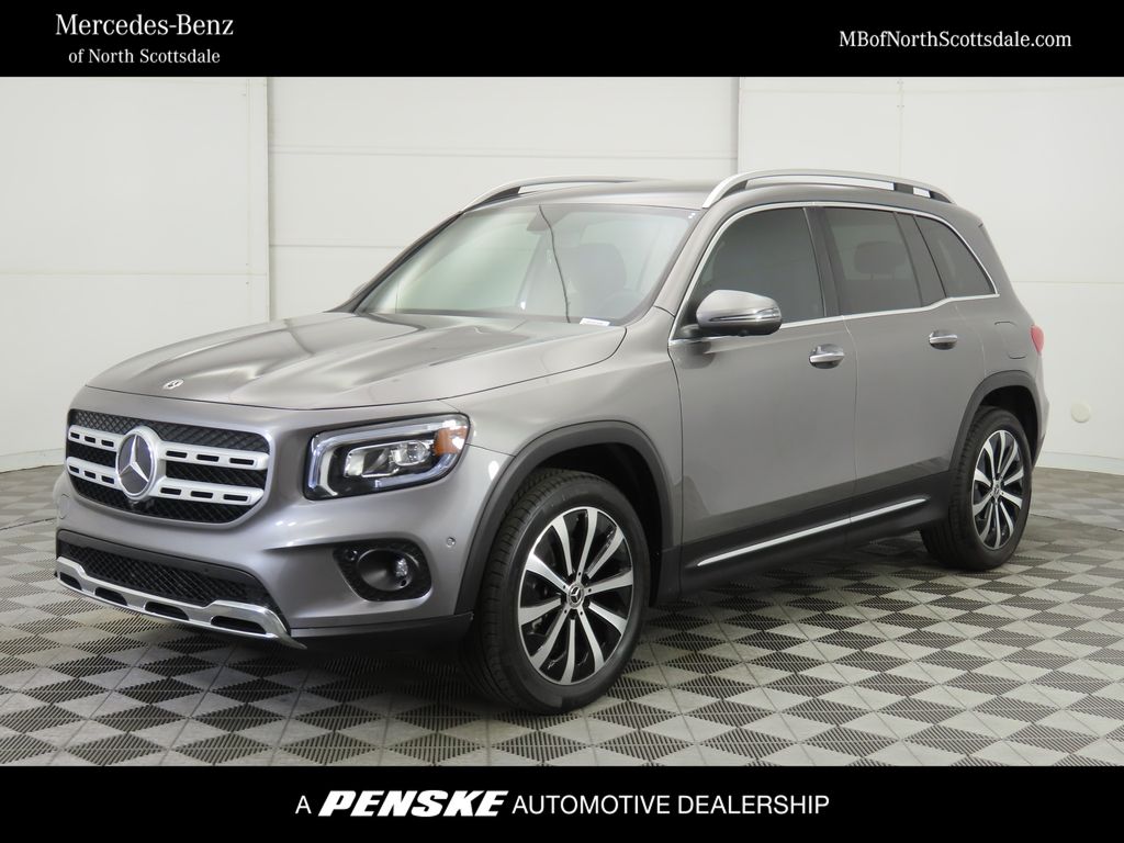 2022 Mercedes-Benz GLB's photo