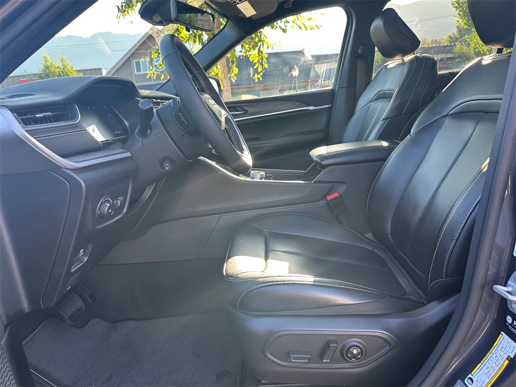 2024 Jeep Grand Cherokee Limited photo 20