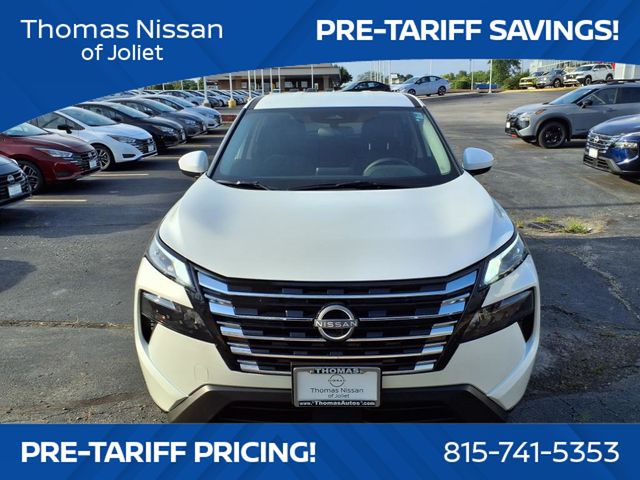 2026 Nissan Rogue SV photo 8